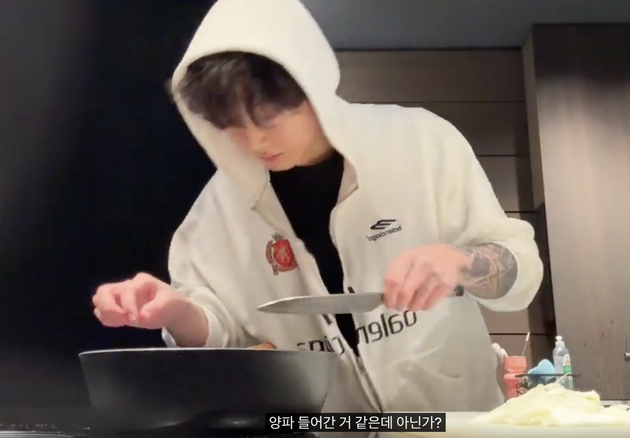 Screenshot 2025-12-06 at 1.01.32 AM.png