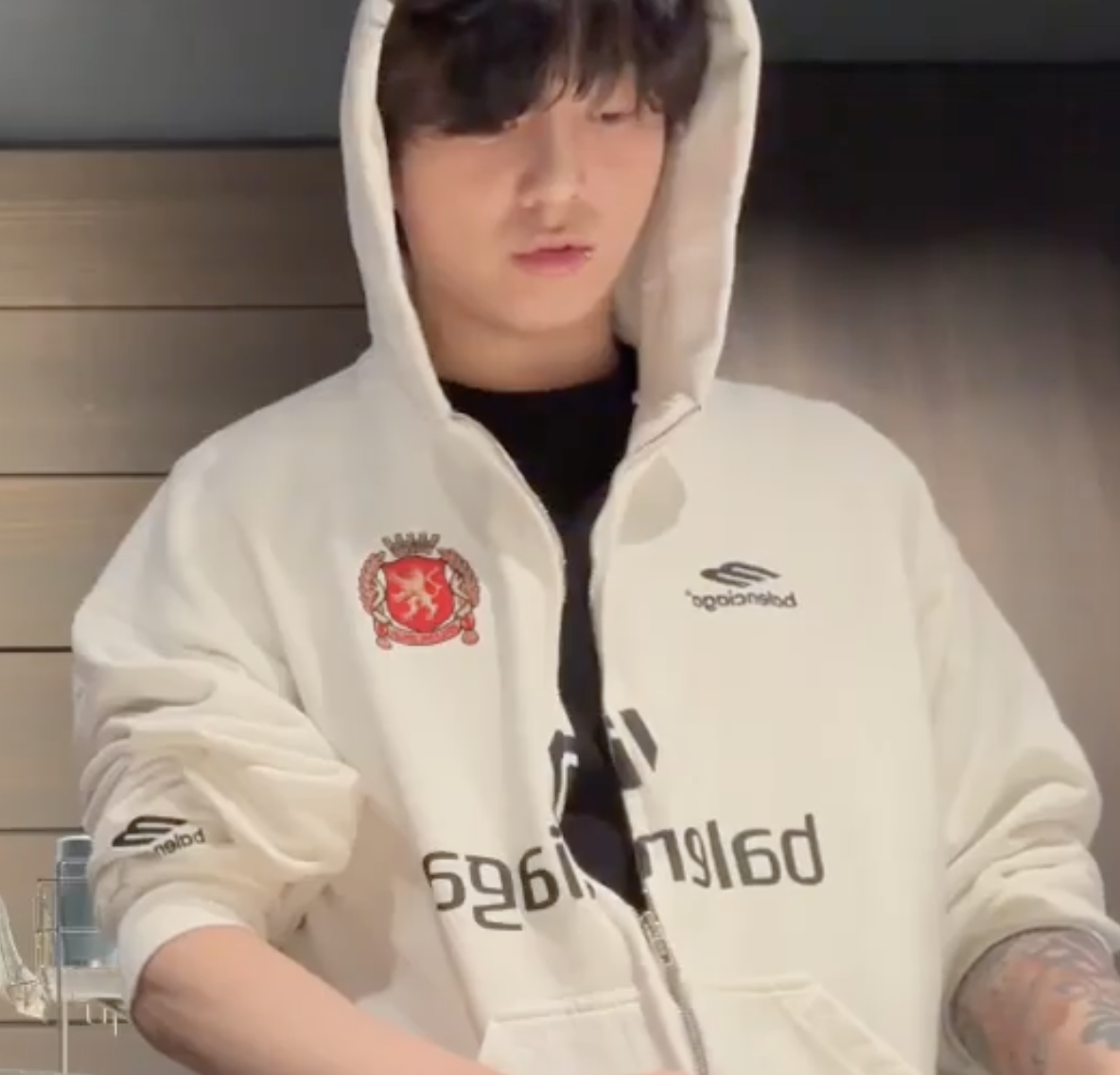 Screenshot 2025-12-06 at 1.03.46 AM.png