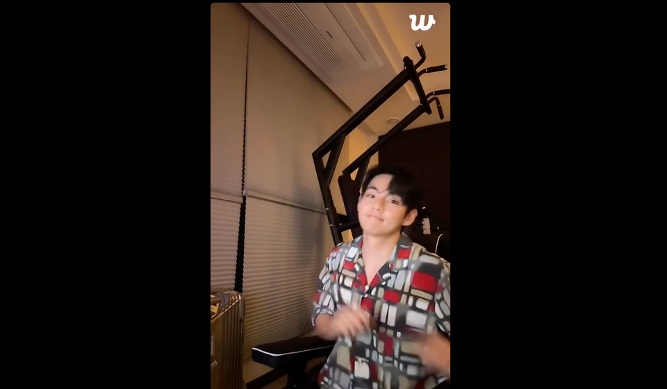 V Live - 9/10